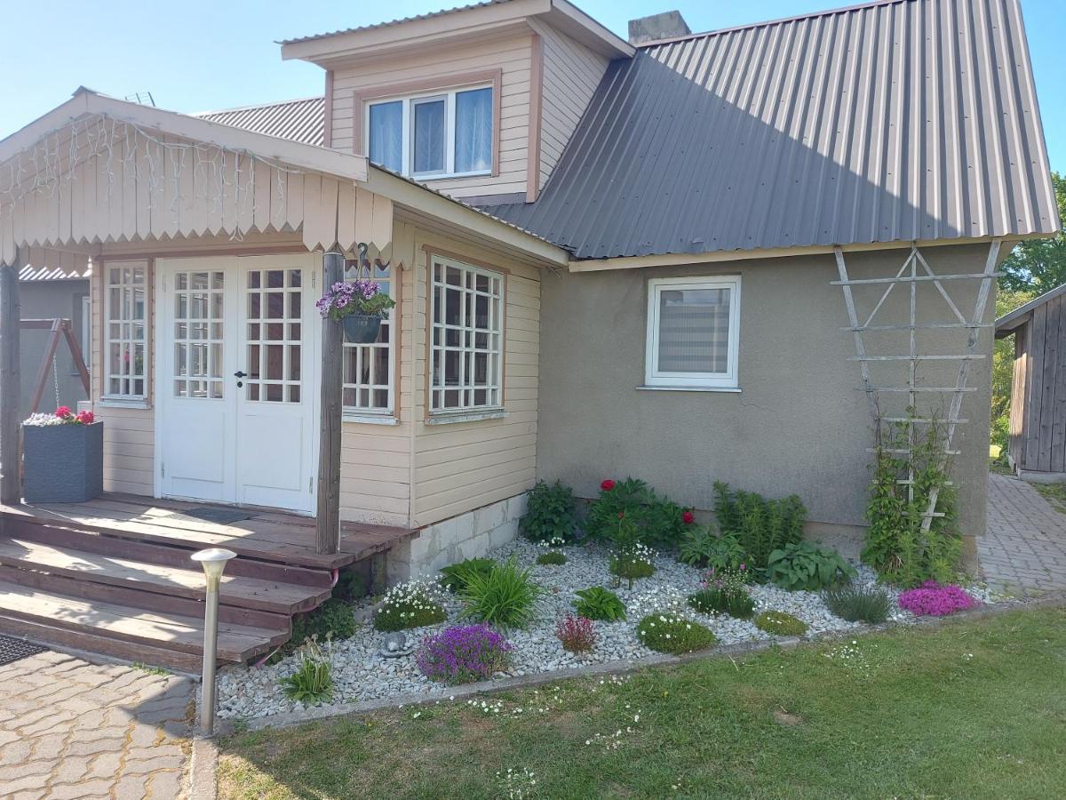 Adu-Jaani Kodumajutus Bed and Breakfast Matja Exteriör bild
