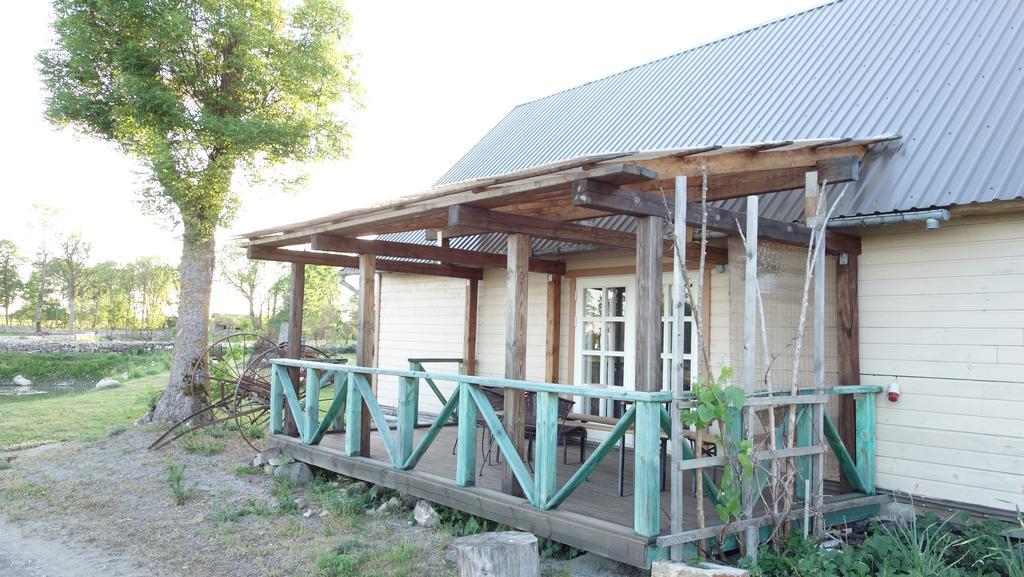Adu-Jaani Kodumajutus Bed and Breakfast Matja Exteriör bild